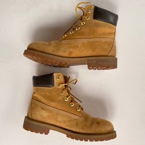Timberland Boots Size 5.5  -6 Women